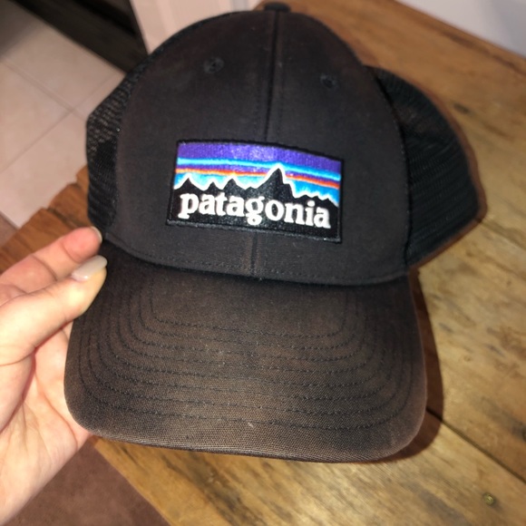 Patagonia | Men's Mesh Back Hat - Picture 7 of 7